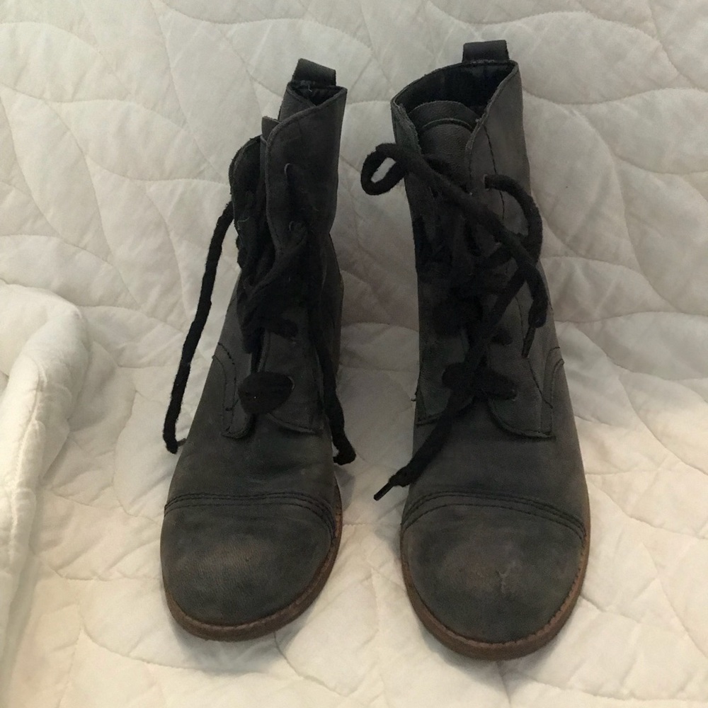 dolce vita combat boots